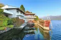Villa de 5 habitaciones 400 m² Lago Maggiore, Italia