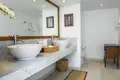 Willa 4 pokoi 347 m² Tibubeneng, Indonezja