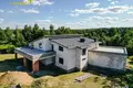 House 380 m² Ivyanets, Belarus