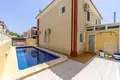 Mieszkanie 3 pokoi 92 m² Orihuela, Hiszpania