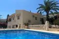 4 bedroom apartment 198 m² Calp, Spain