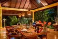 4-Schlafzimmer-Villa 450 m² Cepaka, Indonesien