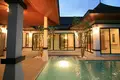 Villa de tres dormitorios 285 m² Phuket, Tailandia
