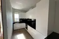 3+1+2 APARTMENT FOR RENT ON PORT STREET IN DURRES! (Eon121229)
