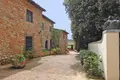 Investition 2 300 m² Florenz, Italien