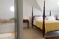 villa de 5 dormitorios 280 m² Opcina Postira, Croacia