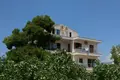 Commercial property 480 m² in Agii Theodori, Greece