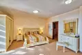 5-Schlafzimmer-Villa 350 m² Sisan, Kroatien