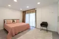 villa de 5 dormitorios 244 m² Pefkochori, Grecia