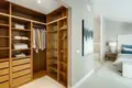 Mieszkanie 5 pokojów 231 m² Malaga, Hiszpania