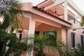 Casa 3 habitaciones 135 m² Dromolaxia Meneou Municipality, Chipre