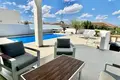 Villa de tres dormitorios 120 m² Rojales, España