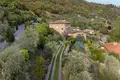 Villa 18 rooms 750 m² Salo, Italy