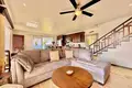 6 bedroom house 715 m² Roatan, Honduras