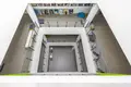 Propiedad comercial 8 habitaciones 267 m² en Varsovia, Polonia
