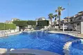 Villa de 2 dormitorios 75 m² Orihuela, España