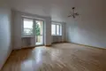 Mieszkanie 3 pokoi 74 m² Warszawa, Polska