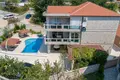 4 bedroom Villa 267 m² Tivat, Montenegro