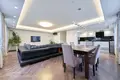 Mieszkanie 3 pokoi 127 m² w Mińsk, Białoruś