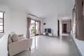 4-Schlafzimmer-Villa 140 m² Kerobokan Kaja, Indonesien