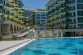 Жилой комплекс Новая резиденция с бассейнами и спа-центрами на первой линии у моря, Алания, Турция