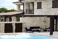 Villa 6 habitaciones 300 m² Mjesni odbor Milcetici - Turcici - Zidarici, Croacia
