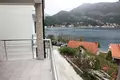 Haus 4 Schlafzimmer 250 m² Lepetane, Montenegro