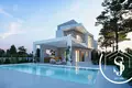 Villa de 4 dormitorios 220 m² Polychrono, Grecia