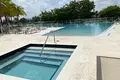 Квартира 2 спальни 105 м² Майами-Бич, США
