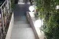 2 bedroom apartment 65 m² Pecurice, Montenegro