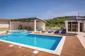 Villa 10 bedrooms 565 m² Grad Pula, Croatia