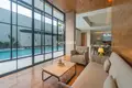 4 bedroom Villa 740 m² Kerobokan Kelod, Indonesia