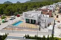 Villa de tres dormitorios 150 m² Alfaz del Pi, España