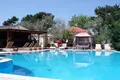 Hotel 1 200 m² Agios Georgios, Griechenland