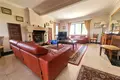 4-Schlafzimmer-Villa 550 m² lAlfas del Pi, Spanien