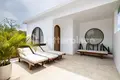 Villa mit 2 Schlafzimmern  Tibubeneng, Indonesien