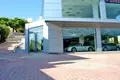 Commercial property 580 m² in Municipality of Vari - Voula - Vouliagmeni, Greece