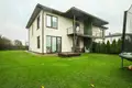 2 bedroom house 804 m² Marupes novads, Latvia