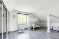 2 bedroom house 106 m² Maentsaelae, Finland