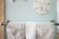2 bedroom condo 129 m² West Bay, Honduras