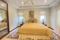 5 bedroom villa 842 m² Ban Bang Thao, Thailand