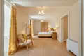 5 bedroom villa 490 m² Dobrota, Montenegro