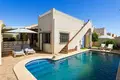 5-Zimmer-Villa 118 m² Torrevieja, Spanien