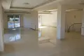 Mieszkanie 5 pokojów 381 m² Społeczność St. Tychon, Cyprus