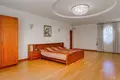 Casa 4 habitaciones 332 m² Marupes novads, Letonia