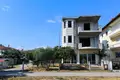 Szeregowiec 5 pokojów 230 m² Peristasi, Grecja