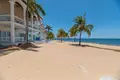 Кондо 1 спальня 177 м² Sandy Bay, Гондурас