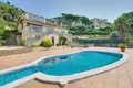 Villa de 4 dormitorios 397 m² Serrabrava, Španjolska