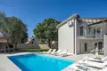 Villa de 4 dormitorios 165 m² Grad Pula, Croacia