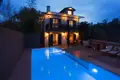 7 bedroom villa 400 m² Agios Pantaleimonas, Greece